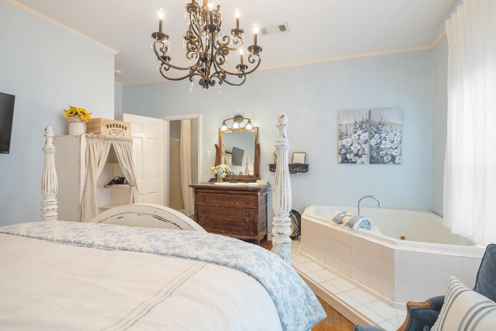 Beland Mansion-Blue Jay Suite! Fort Smith Eksteriør billede