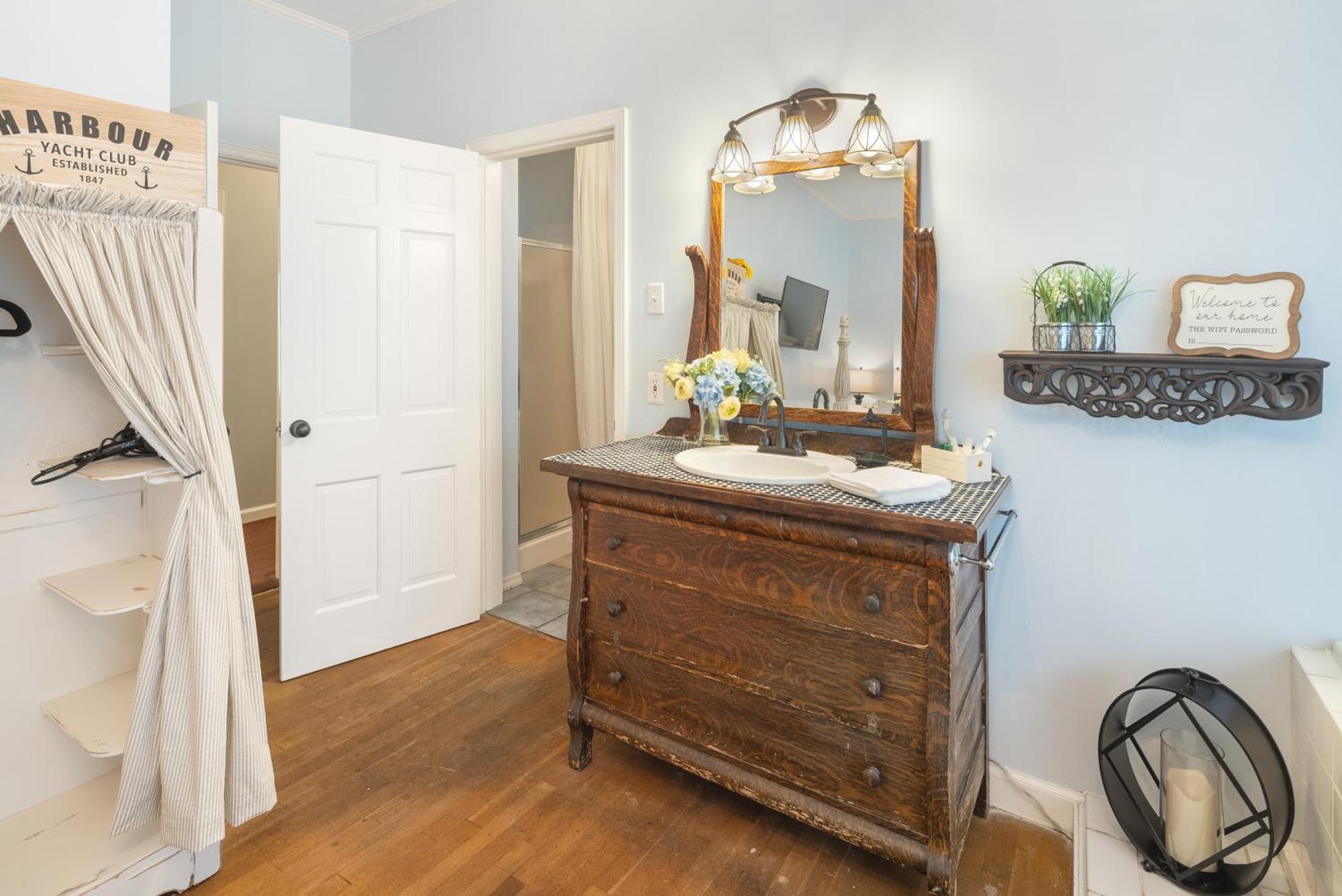 Beland Mansion-Blue Jay Suite! Fort Smith Eksteriør billede